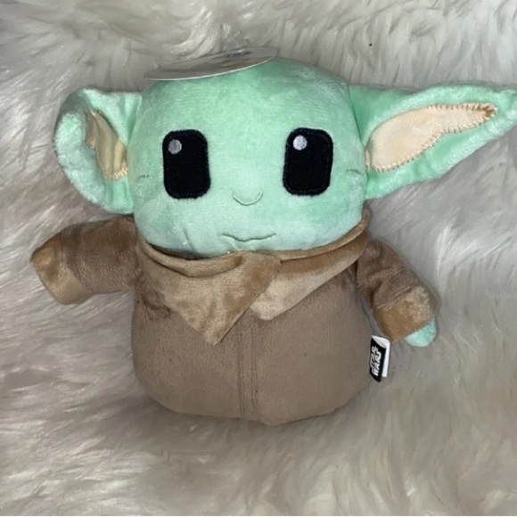 Disney Star Wars 9” Mandalorian "The Child" Plush Figure Dog Toy with Squeaker - Picture 7 of 10